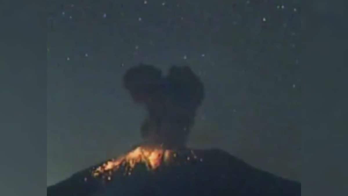 Japan's Sakurajima Volcano Erupts Twice Midnight, Shoots Ash Nearly 4.5 km High
