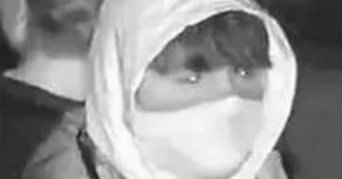 Bonfire Night disorder sees child, 4, struck with firework as witnesses urged to "do the right thing"