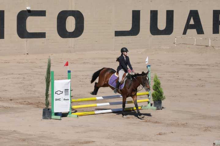 Protagonizan niñas y niños el Torneo Hípico 2025 del Club Hípico de Ciudad Juárez
