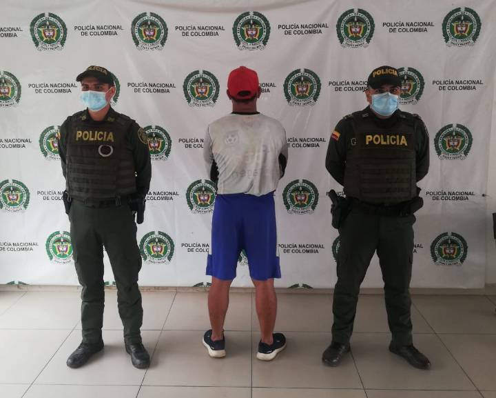 Sujeto fue capturado por golpear a su hija menor de edad