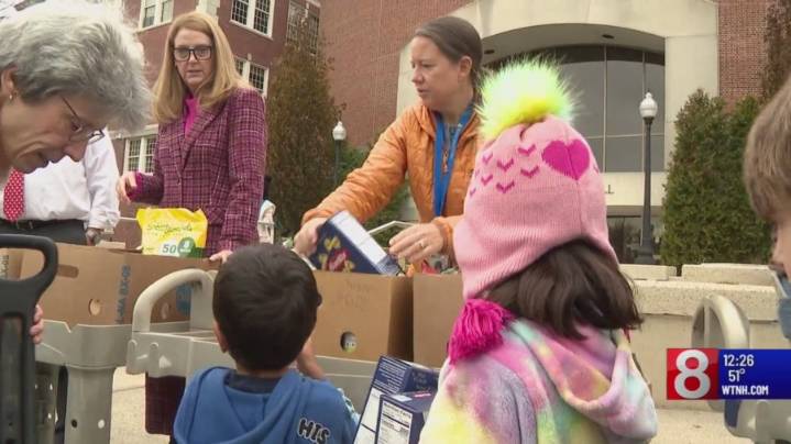 West Hartford elementary students take trip to town hall for Red Wagon Food Drive