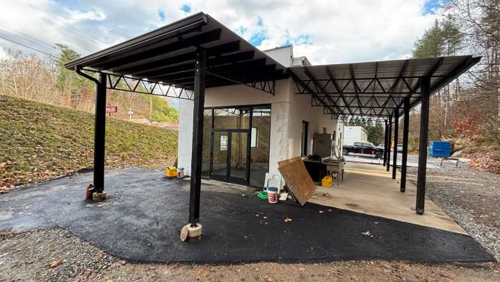 New Mars Hill eatery and taproom to offer live music…