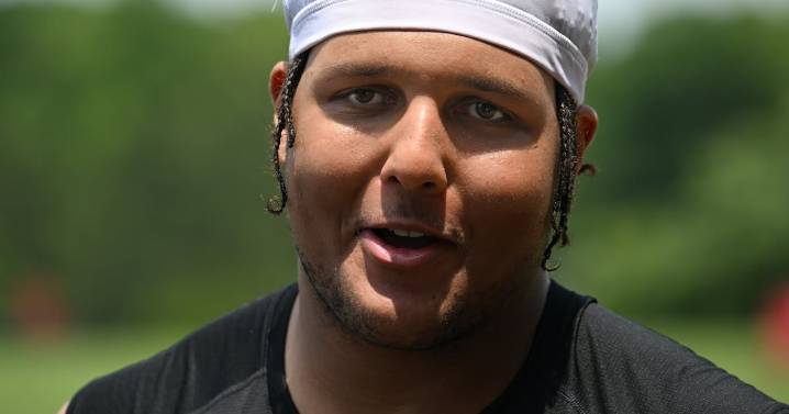 Matthew Bergeron unlikely to play against Colts