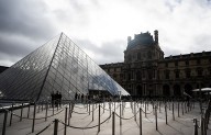 Macron asegura que joyas robadas del Museo del Louvre serán recuperadas