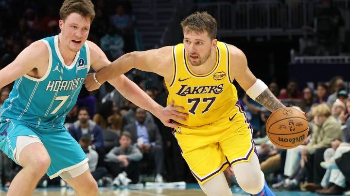 Watch highlights of the Lakers’ 121-111 win over the Hornets – NBC 5 Dallas