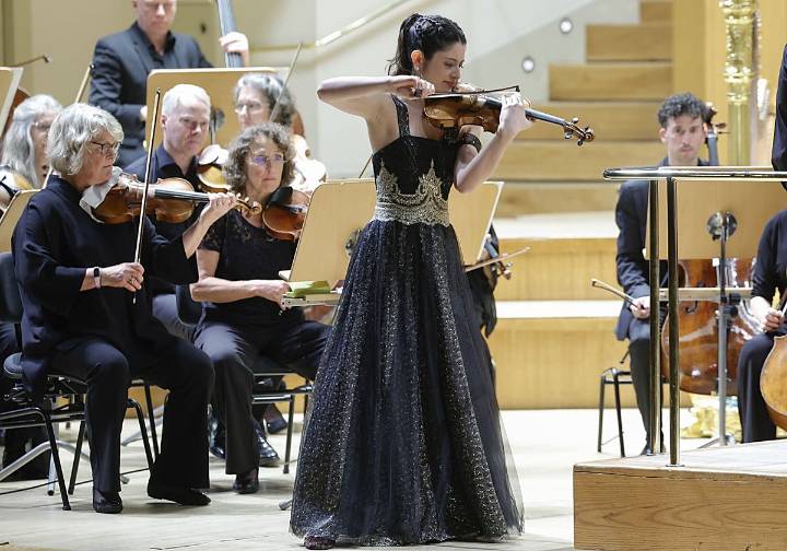 El genio imparable de María Dueñas deslumbra y estremece