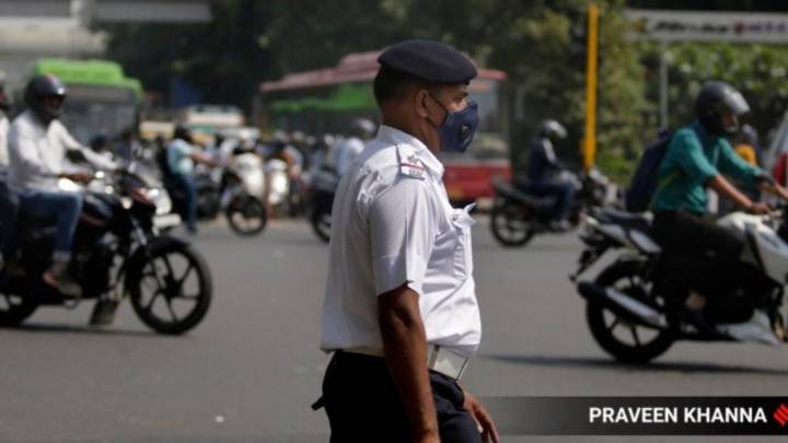 Pending traffic challans? Here’s how you can settle them at a discounted rate in Delhi