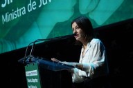 Rego reconoce la labor de las familias acogedoras y apuesta por un mayor apoyo institucional