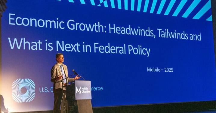 Mobile Chamber welcomes U.S. Chamber official, names manufacturer, innovator of year