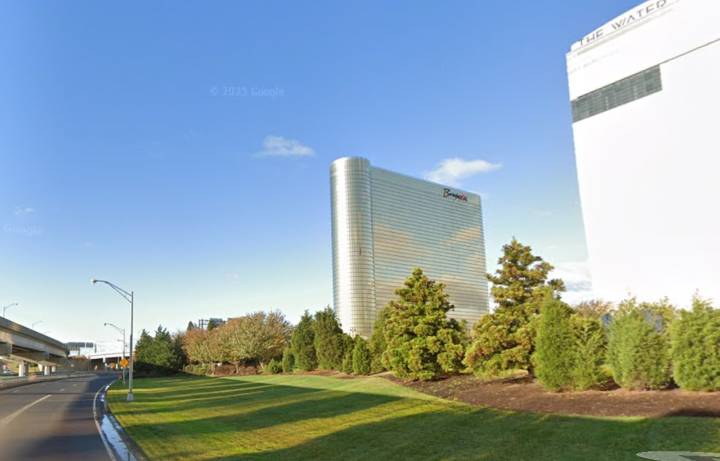 Staten Island woman, 36, found dead alongside man in Atlantic City hotel room