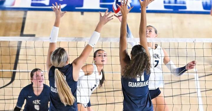 St. Pius X falls in Class 4 repeat bid with title match loss that ends after midnight