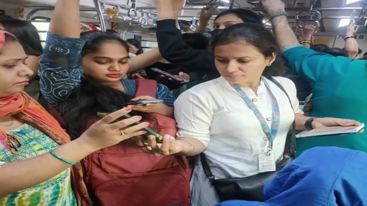 CR collects Rs 141-crore fines from 23.7 lakh ticketless commuters in 7 months