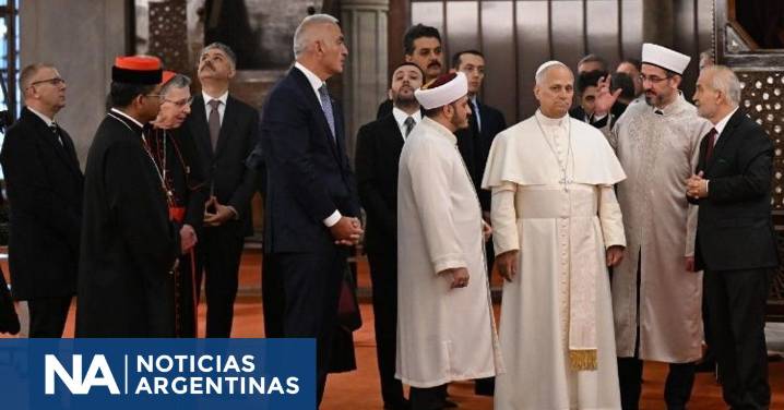 El papa León XIV en Estambul: del recogimiento en la Mezquita Azul al encuentro ecuménico