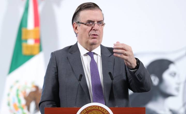 Arancel de EU a camiones y autobuses originarios de México podría quedarse en 10%: Ebrard