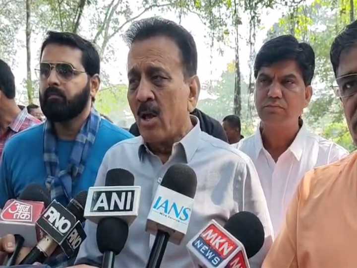 "Trees can't be cut down forcefully": Maharashtra Water Minister