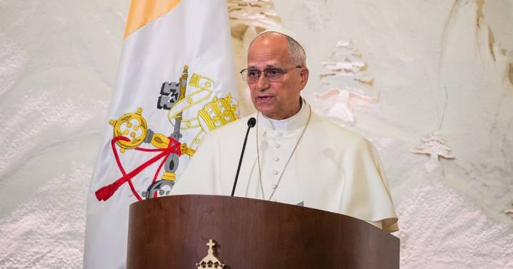Pope Leo XIV calls on Lebanese leaders to be true peacemakers as he seeks to bring message of hope
