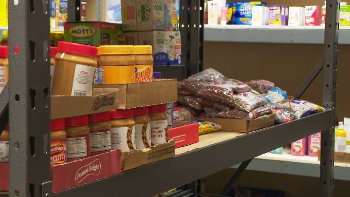 Food pantries working to stock shelves ahead of Thanksgiving as number of families in need grows