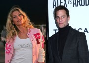 Gisele Bündchen Makes Personal Announcement From Saudi Arabia as Ex-Husband Tom Brady & NFL Gear Up for Middle East Gig Gisele Bündchen makes a splash in the fashion world once again, while Tom Brady 