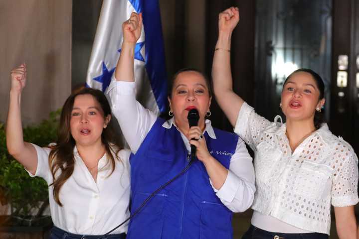 Juan Orlando Hernández revive las esperanzas de quedar libre de la mano de Trump