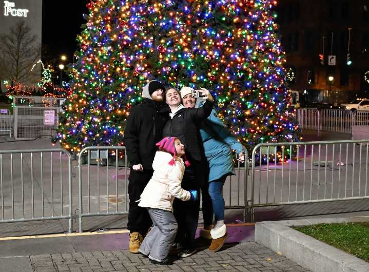 Syracuse finalizes entertainment plans for yearly downtown Christmas tree lighting