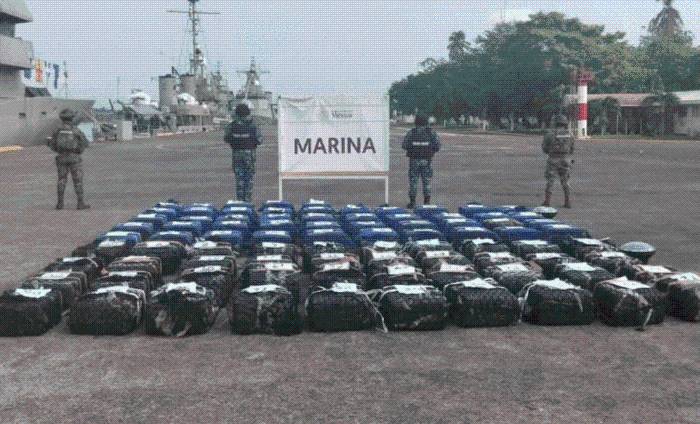 Asegura Semar 2.5 toneladas de cocaína en costas de Michoacán