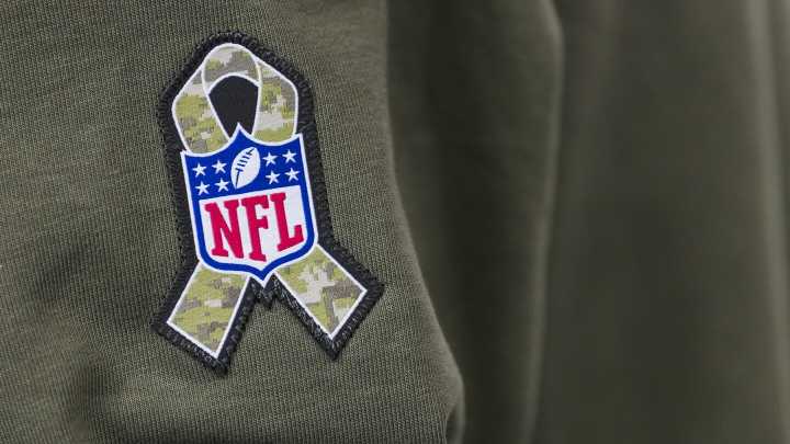 As the shutdown scraps NFL Veterans Day events, the President will attend Lions