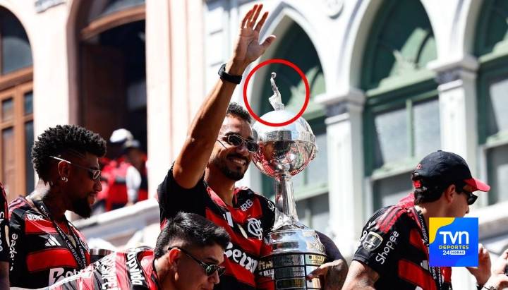¡Insólito! La Copa Libertadores de Flamengo se rompió en pleno festejo
