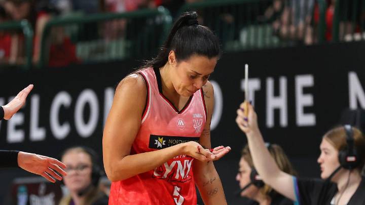 Basketball
Comments
Premium
Ly