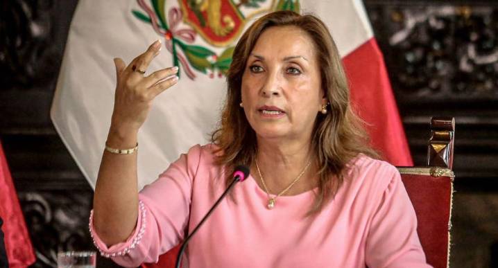 Dina Boluarte solicita al Congreso acceder a pensión vitalicia y otros beneficios asignados a expresidentes | Fernando Rospigliosi 