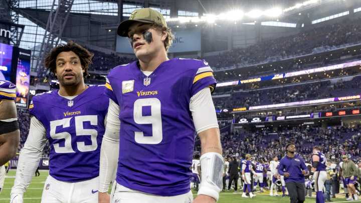 J.J. McCarthy has no injury designation for Sunday