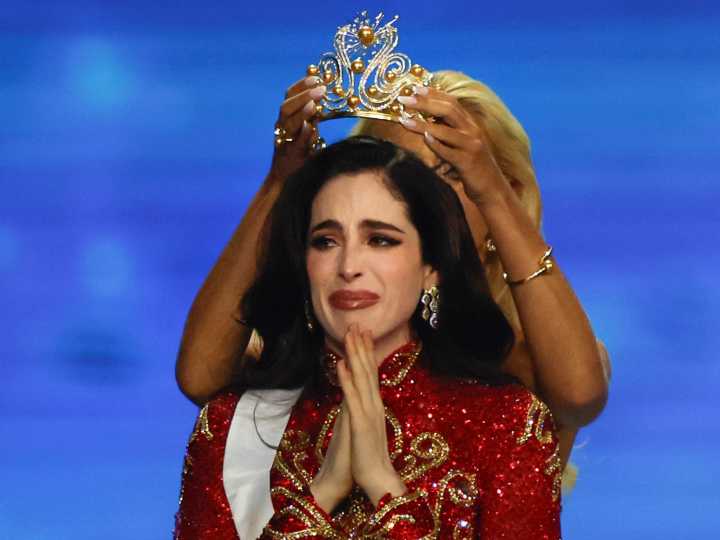 Cómo fue el paso de Fátima Bosch, la ganadora de Miss Universo 2025, por el certamen: de su debut accidentado a triunfar como la "diosa del amor" en medio de las polémicas