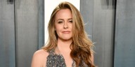 Alicia Silverstone Explains Why There Was Never a ‘Clueless’ Sequel & Addresses TV Spinoff (Exclusive) | Alicia Silverstone, Clueless, Exclusive | Celebrity News and Gossip | Entertainment, Photos and