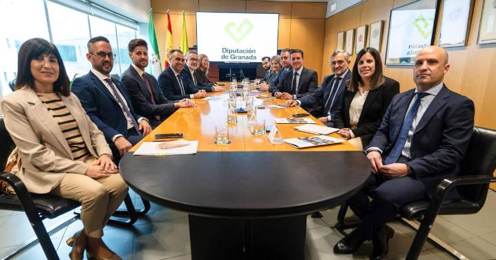 Almería y Granada irán de la mano para luchar contra la despoblación en la Alpujarra