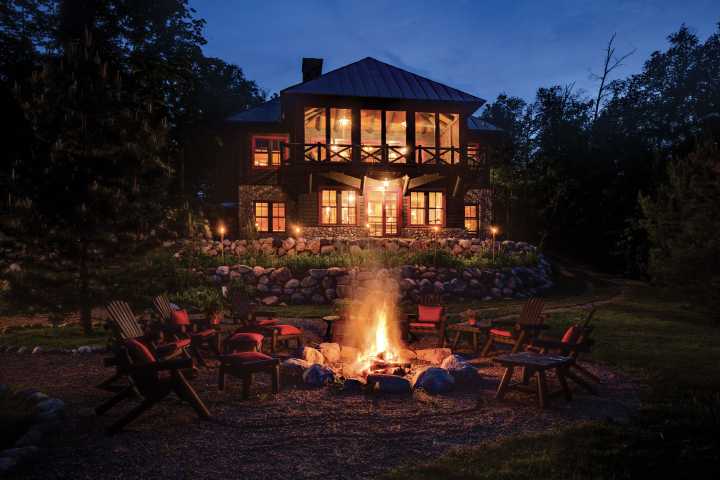 You Can Rent Three Camp Bar-Inspired Cabins in the Northwoods