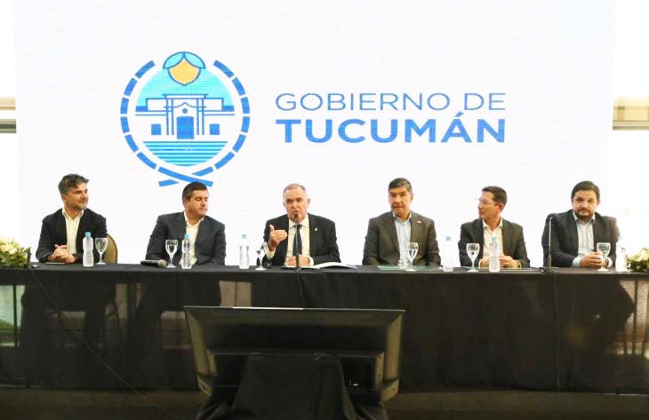 Jaldo puso en marcha la obra de ampliación y modernización del Aeropuerto Internacional Matienzo