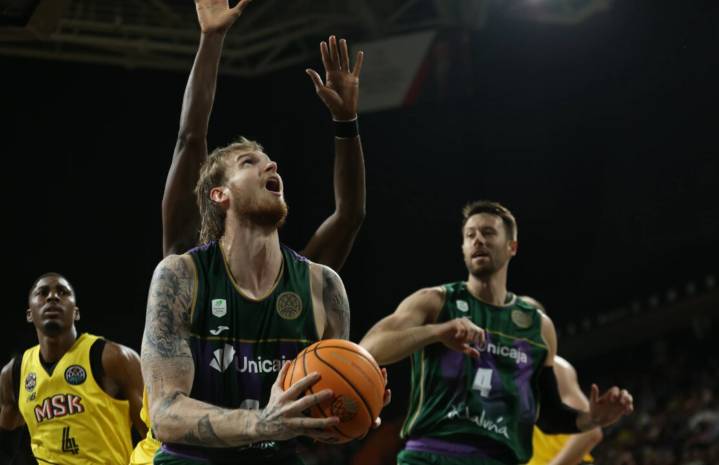 Unicaja se perdona a sí mismo con una victoria arrolladora en Turquía