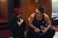 Ricardo Arjona cumple el sueño de un niño guatemalteco y lo convierte en su productor por un día