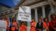Todas las medidas del decreto que financia la ley ELA: ayudas de hasta 10.000 euros y agilización de trámites
