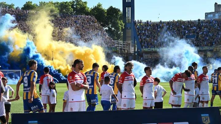 La AFA analiza sancionar a Estudiantes por el pasillo de espaldas a Rosario Central