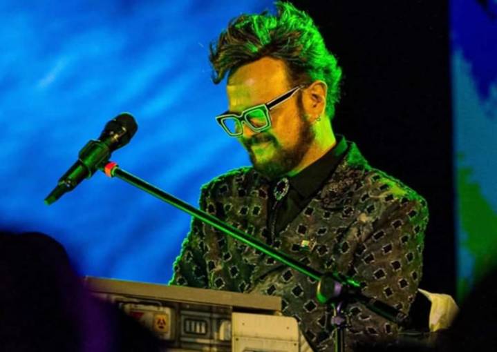 Reportan internamiento de Aleks Syntek en clínica de desintoxicación; el músico se divorciará y habla de ruptura con sus hijos