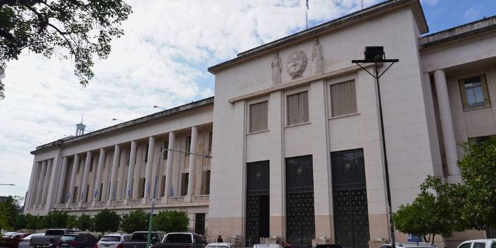 Un chico de 14 años pidió que lo autoricen a vivir con sus abuelos y la Justicia lo aceptó