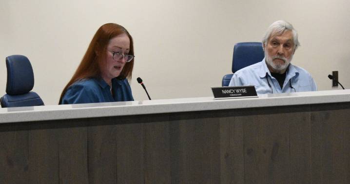 Benton Commissioners approve Coffin Butte expansion