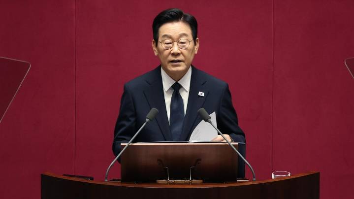 South Korean president calls for aggressive AI spending in budget speech