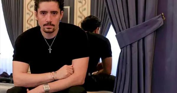 ALEX FERNÁNDEZ DEFIENDE A SU PADRE