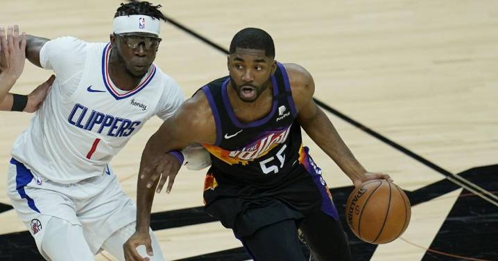 NBA veteran E'Twaun Moore to headline Gary Chamber’s Lakeshore Classic luncheon