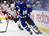 Maple Leafs place David Kampf on unconditional waivers