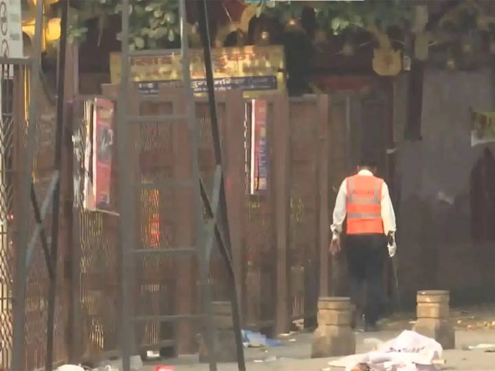 Delhi: Probe underway at site of car blast near Red Fort area