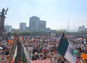 Salen jóvenes a protestar