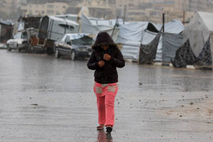 Heavy winter rains batter Gaza, destroying makeshift shelters