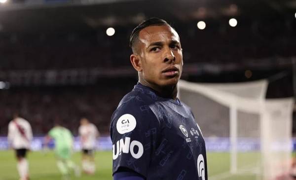 Villa anunció que se va de Independiente Rivadavia pero podría seguir en el país